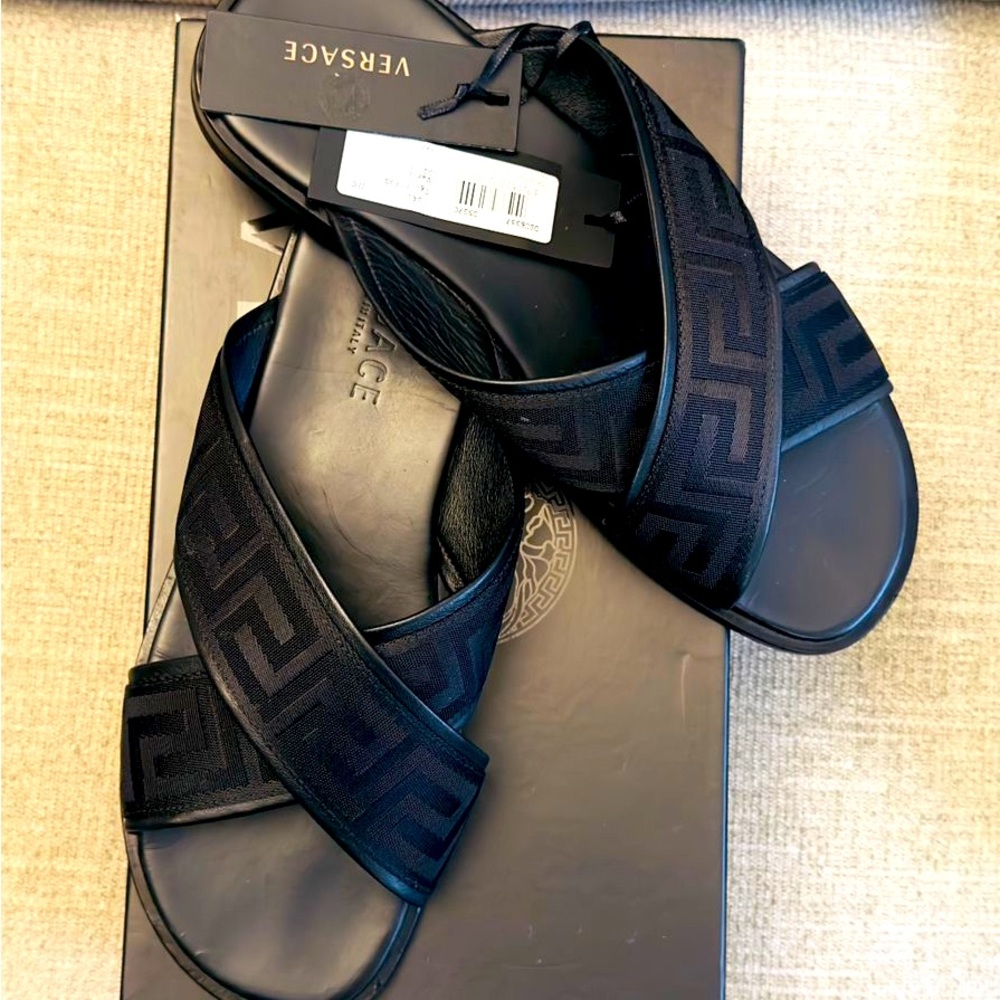 Versace Men slippers size 43